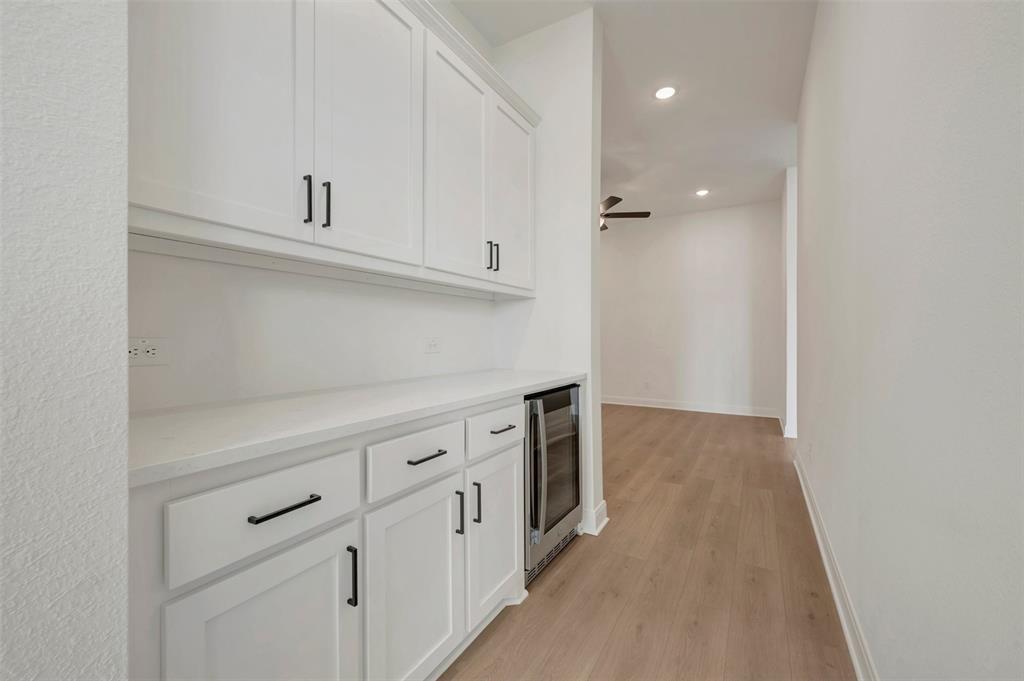 3013 Half Moon Way Property Photo 15