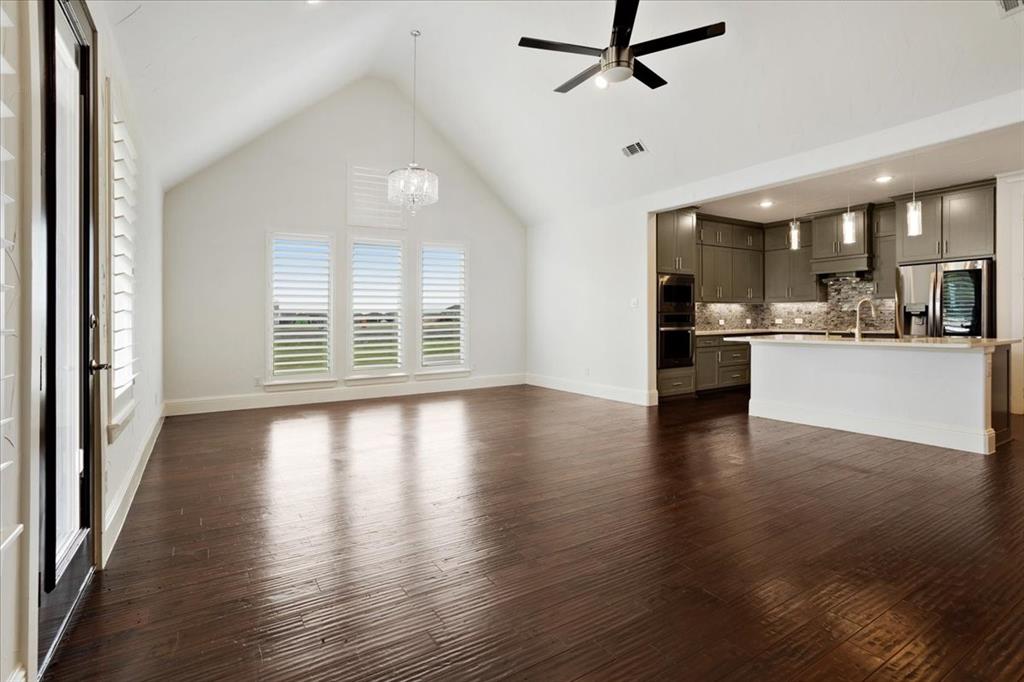 10505 Clark Court Property Photo 6
