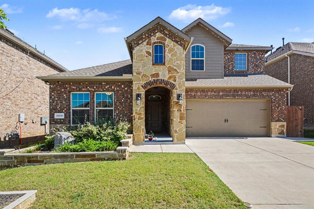 10600 Breezeway Drive Property Photo 1