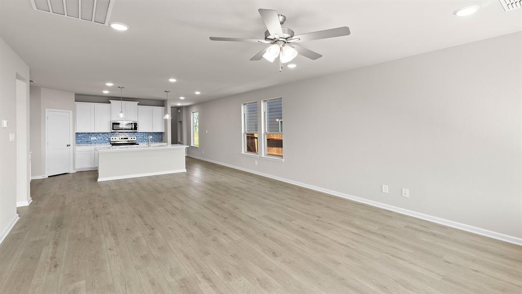 1709 Meadow Crest Drive Property Photo 12