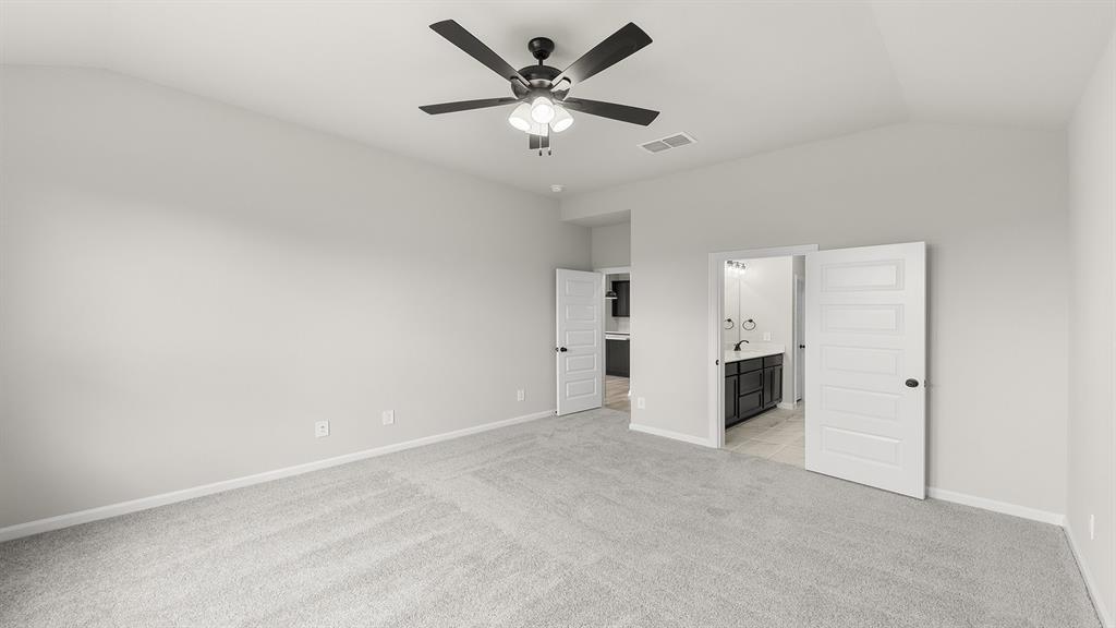 1709 Meadow Crest Drive Property Photo 12