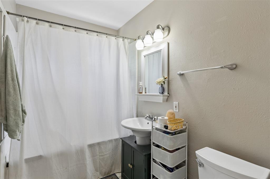 826 N Bishop Avenue Property Photo 14