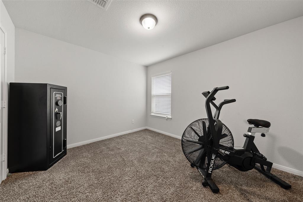 10237 Driskill Drive Property Photo 15