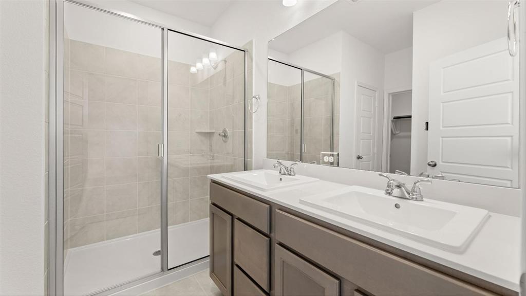 1644 Edgeway Drive Property Photo 12