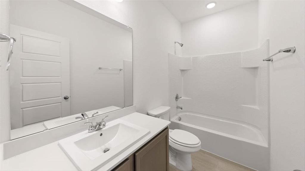 1644 Edgeway Drive Property Photo 17