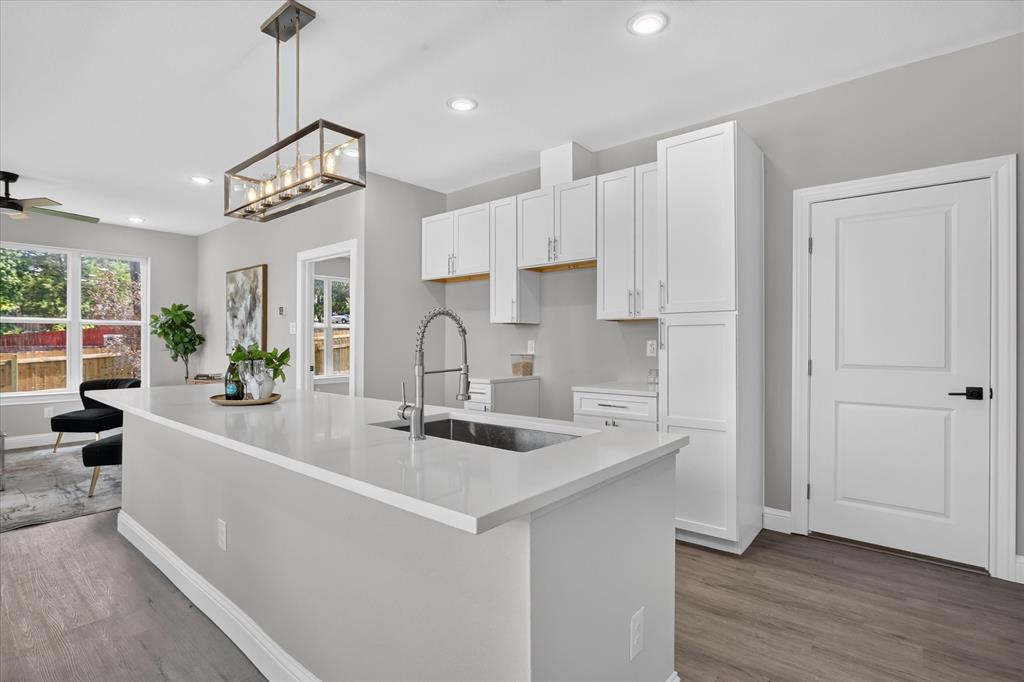 804 Premier Property Photo 13