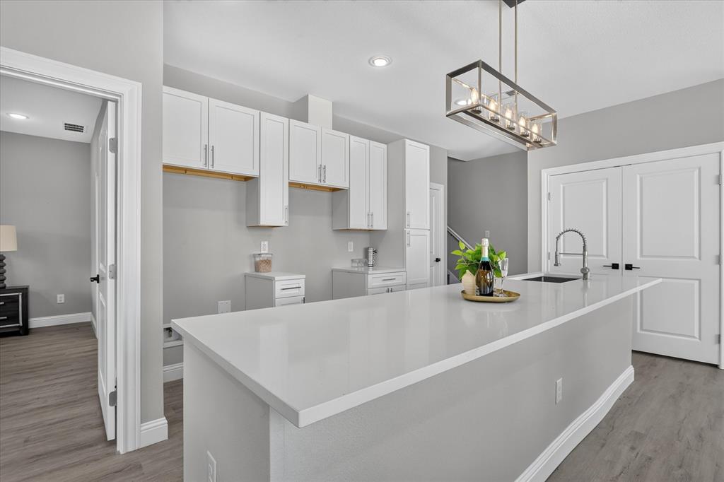 804 Premier Property Photo 14