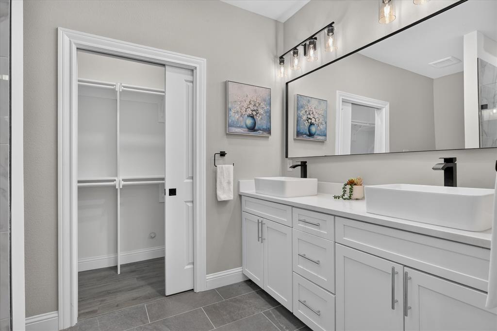 804 Premier Property Photo 22