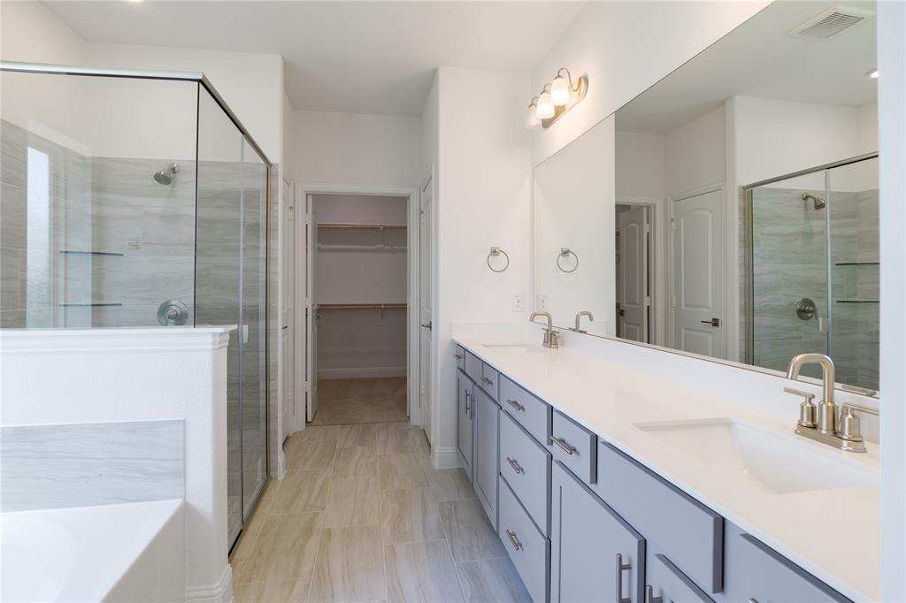 8705 Acorn Avenue Property Photo 9