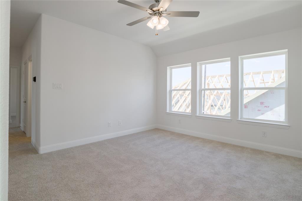 8705 Acorn Avenue Property Photo 10