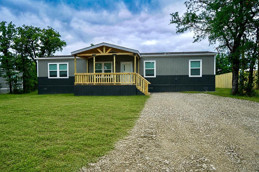 143 Lark Meadow Drive Property Photo 4