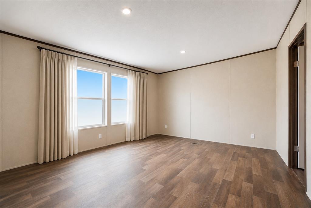 143 Lark Meadow Drive Property Photo 23