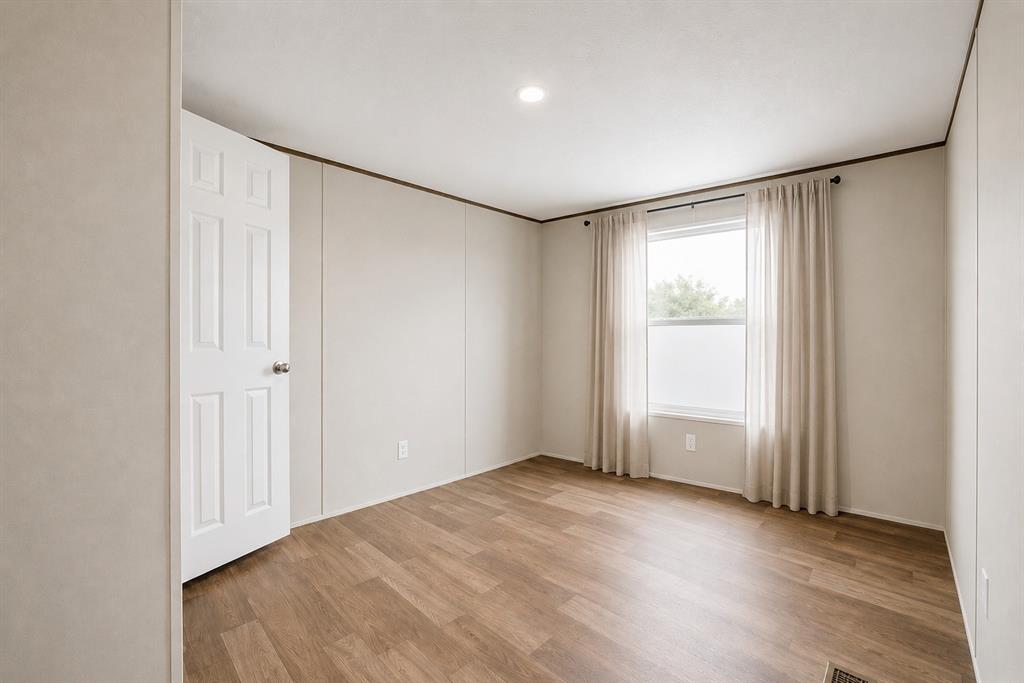 143 Lark Meadow Drive Property Photo 31