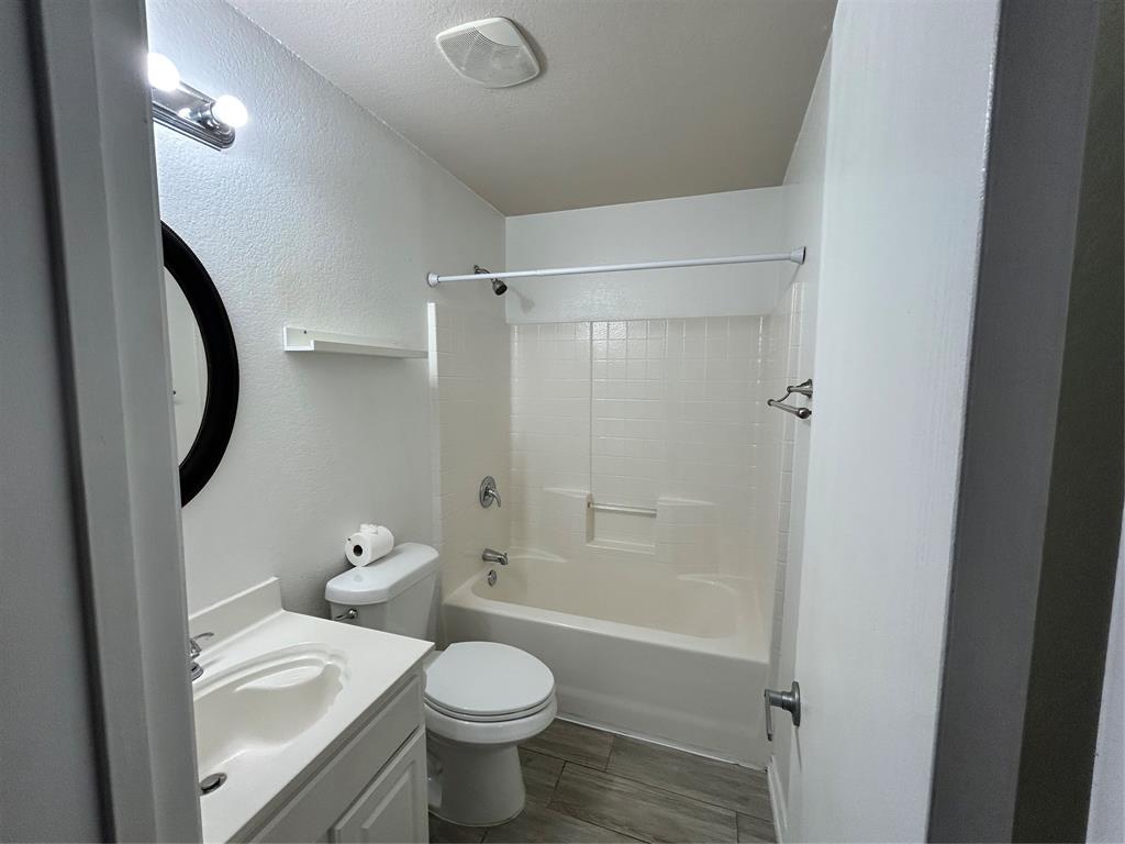 10445 Hideaway Trail Property Photo 13