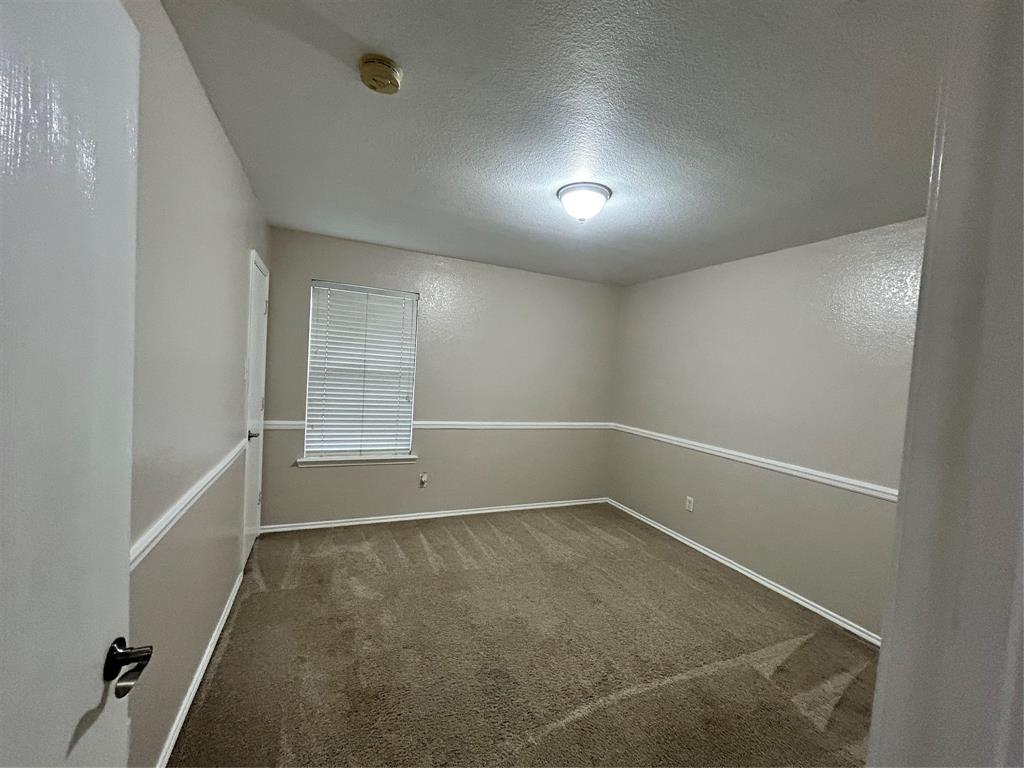 10445 Hideaway Trail Property Photo 14
