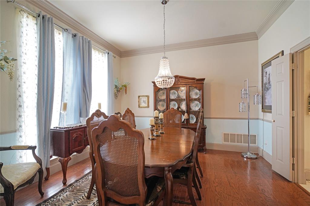 2152 Chisholm Trail Property Photo 5