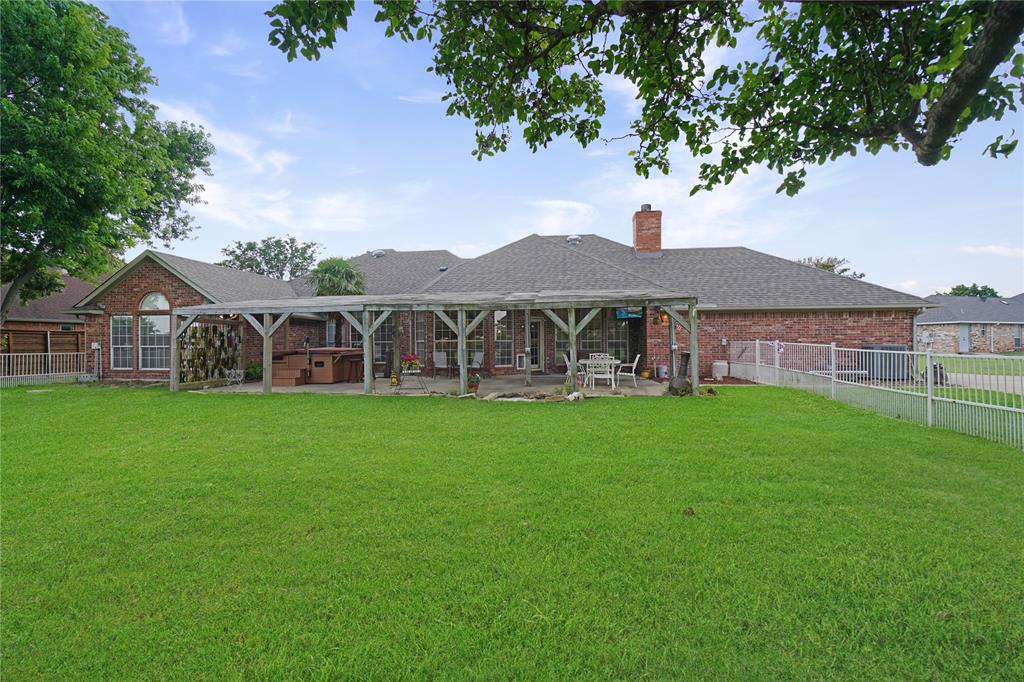 2152 Chisholm Trail Property Photo 30