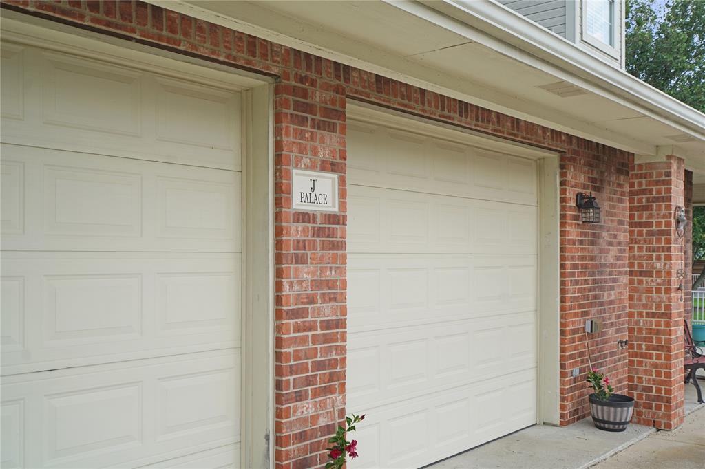 2152 Chisholm Trail Property Photo 33