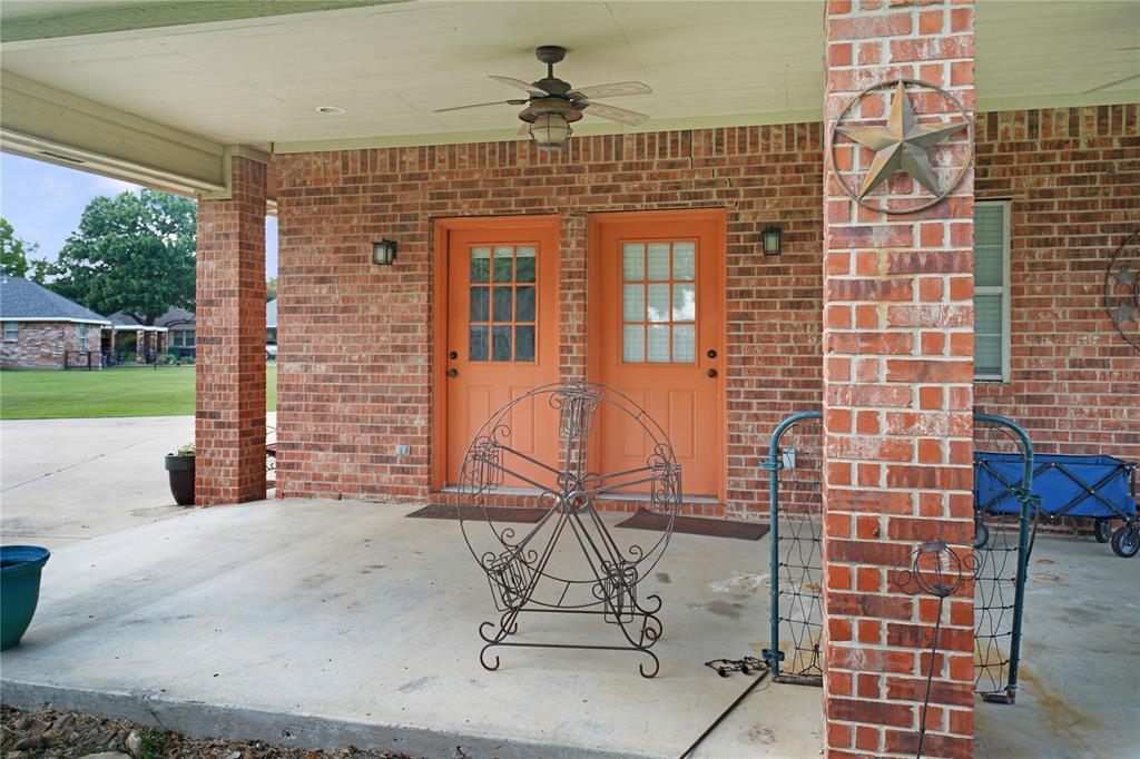2152 Chisholm Trail Property Photo 34