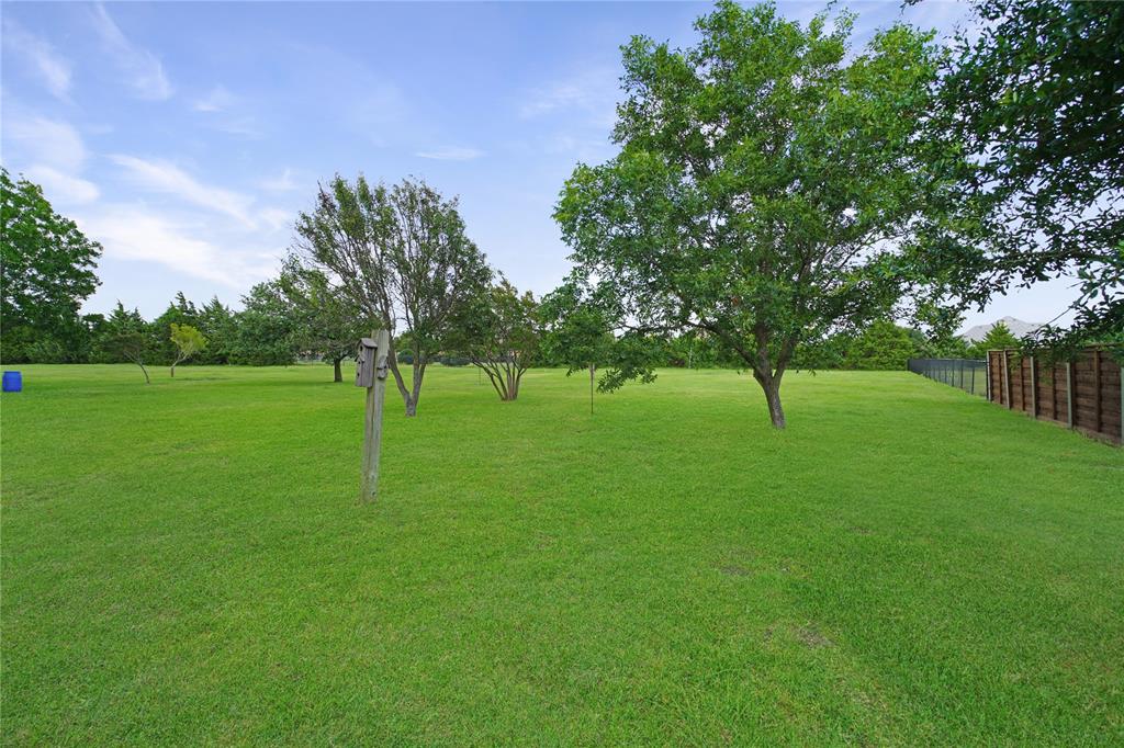 2152 Chisholm Trail Property Photo 36