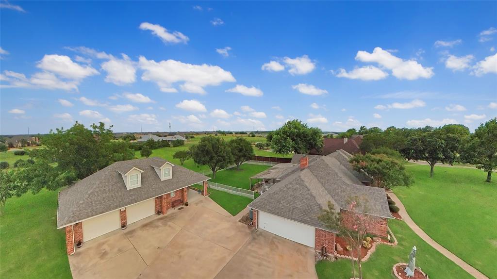 2152 Chisholm Trail Property Photo 37