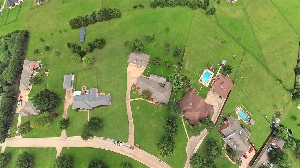 2152 Chisholm Trail Property Photo 38