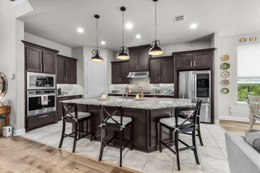1725 Crested Ridge Road Property Photo 11