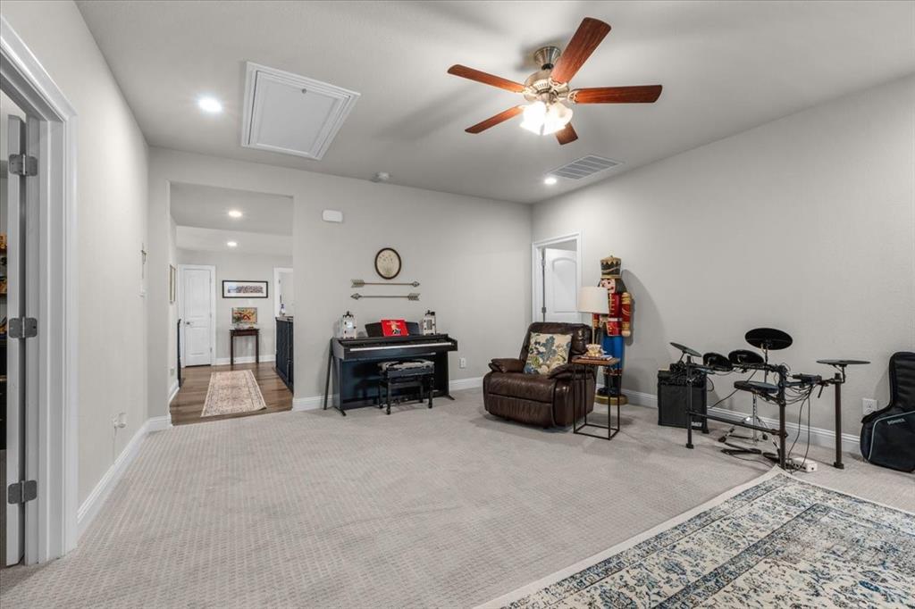 1725 Crested Ridge Road Property Photo 24