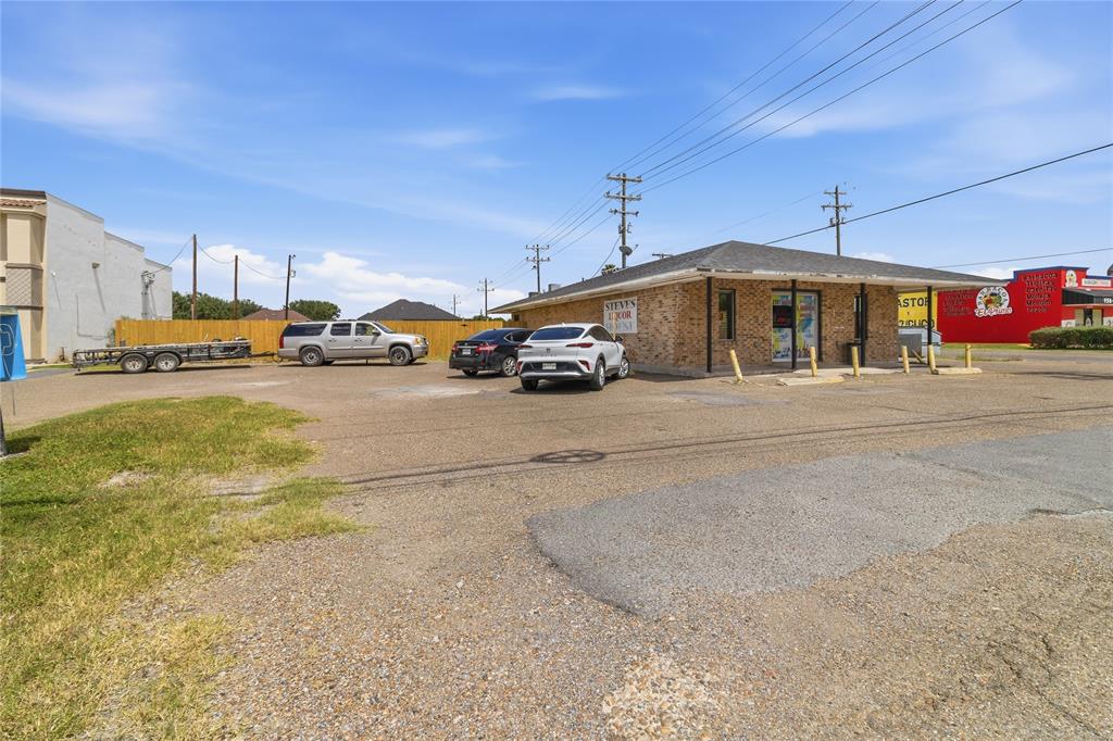 2101 N Raul Longoria Road Property Photo 13