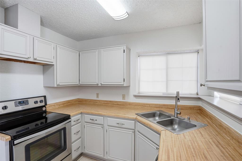1122 Hidden Creek Drive Property Photo 12