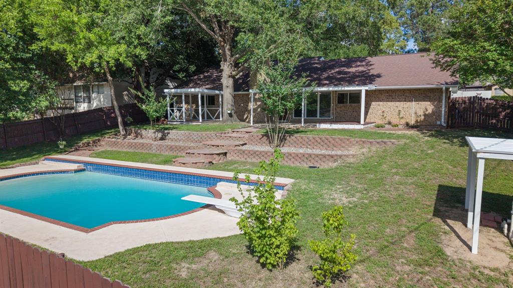 110 Linda Lane Property Photo 10