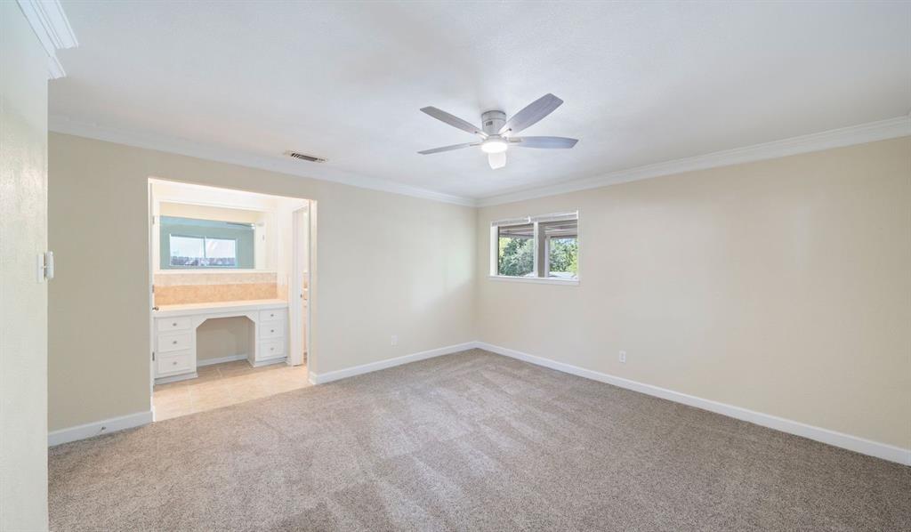 110 Linda Lane Property Photo 14