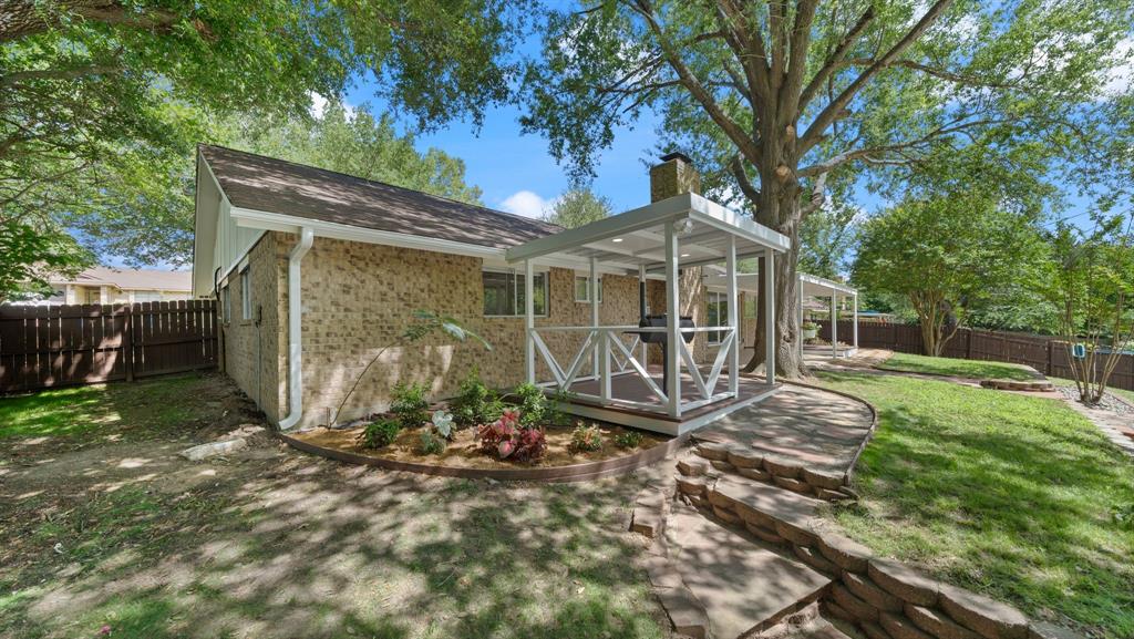 110 Linda Lane Property Photo 23