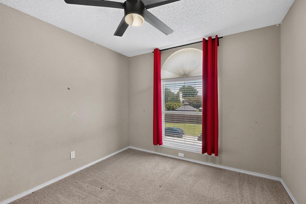 7929 Whispering Woods Lane Property Photo 34