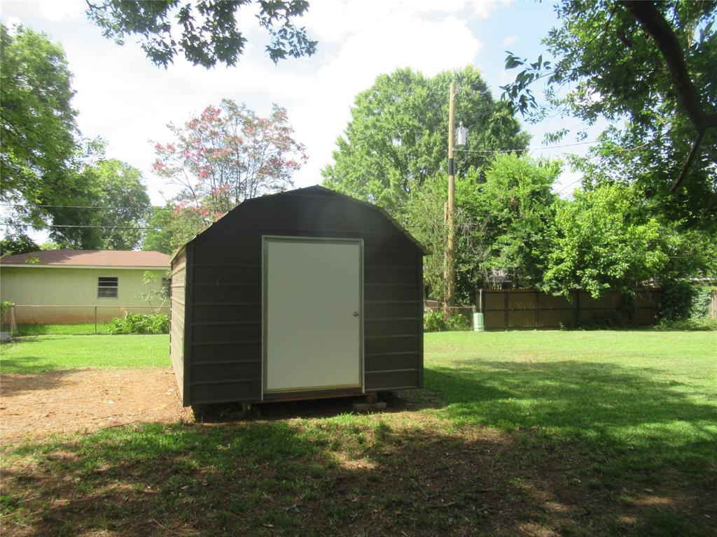 2513 Rosedale Place Property Photo 8