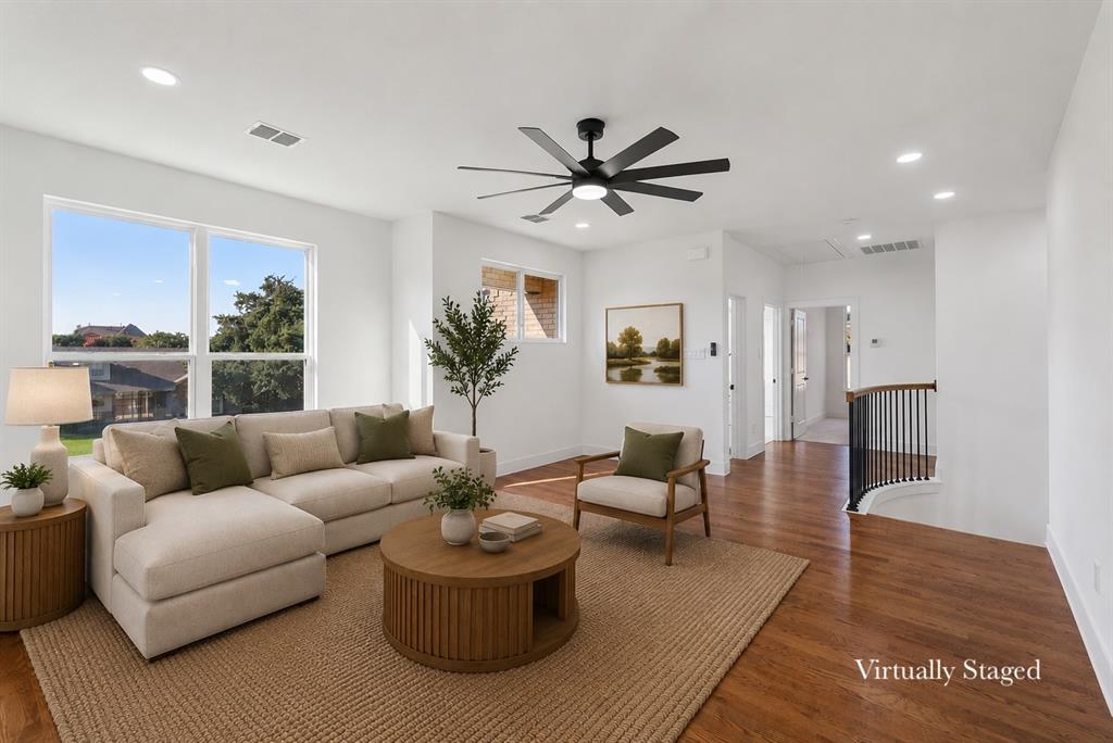 1613 Cherbourg Drive Property Photo 15