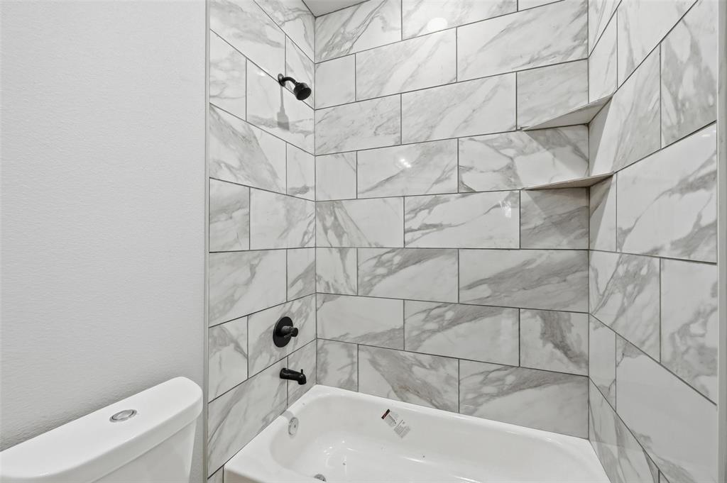 308 Lewis Street Property Photo 19