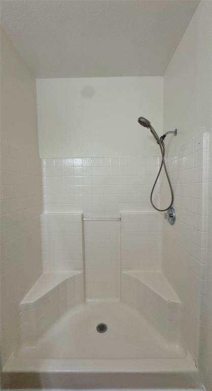 2260 Stonebrook Lane Property Photo 8