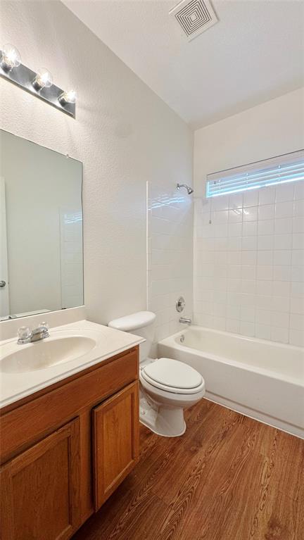 2260 Stonebrook Lane Property Photo 11