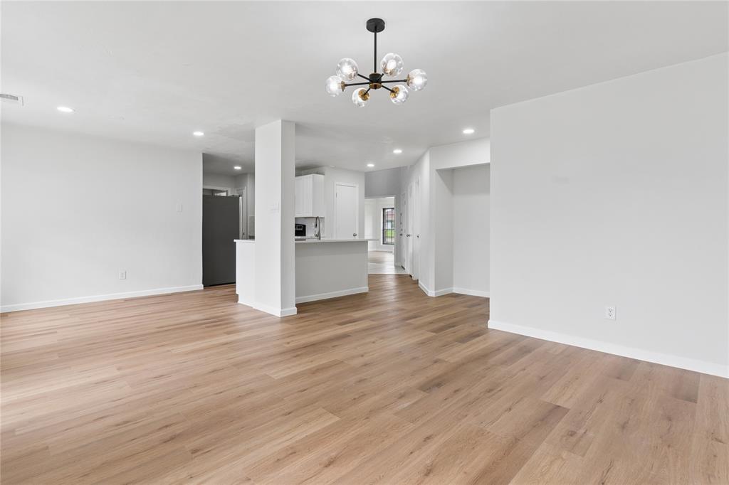 1503 Springtree Circle Property Photo 14