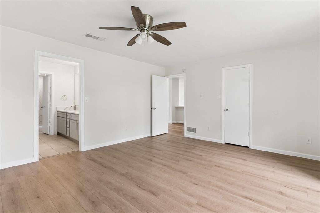 1503 Springtree Circle Property Photo 24