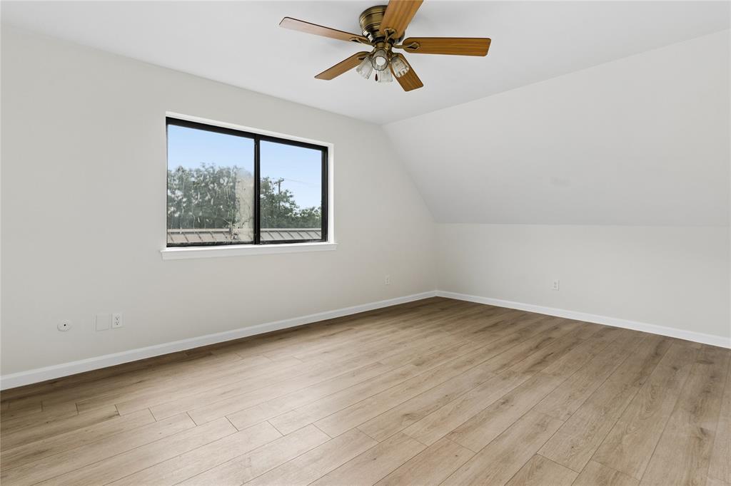1503 Springtree Circle Property Photo 29