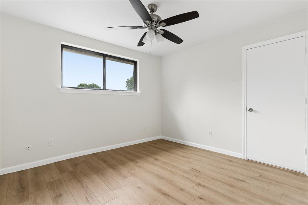 1503 Springtree Circle Property Photo 32
