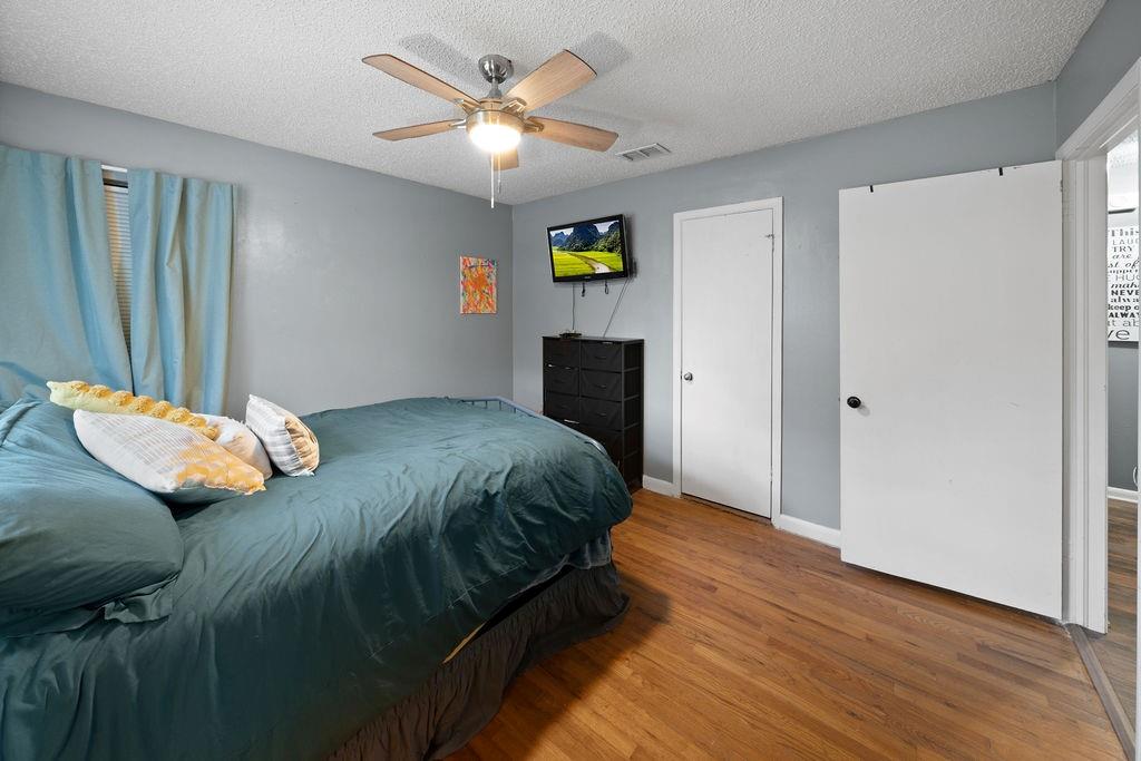 403 Ridgewood Property Photo 16
