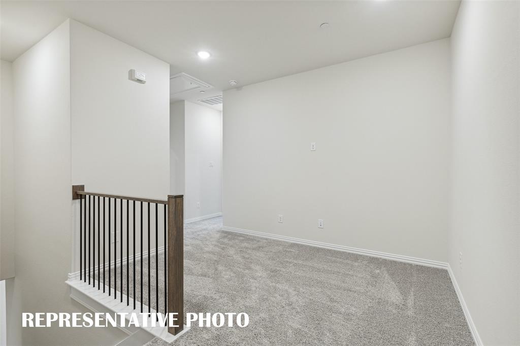 3725 Pierce Lane Property Photo 8