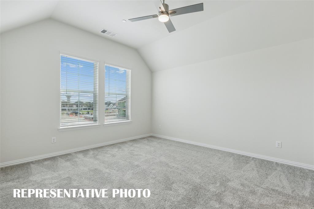 3725 Pierce Lane Property Photo 9