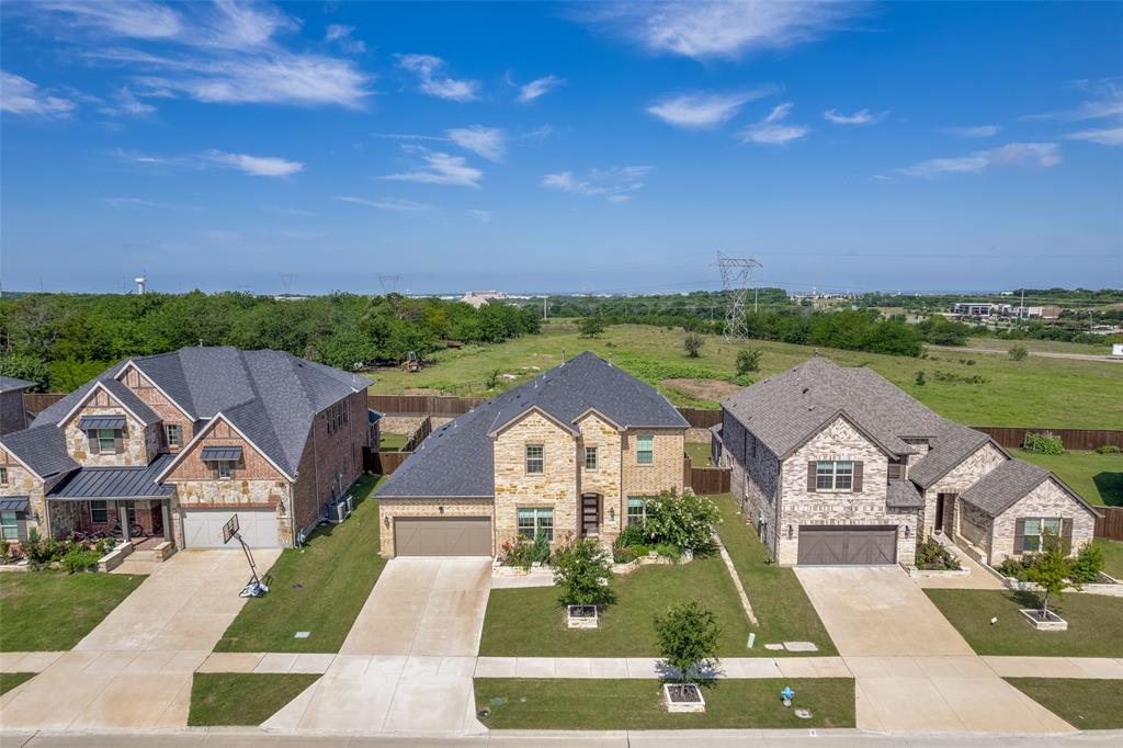 16931 Maple Bend Drive Property Photo 4