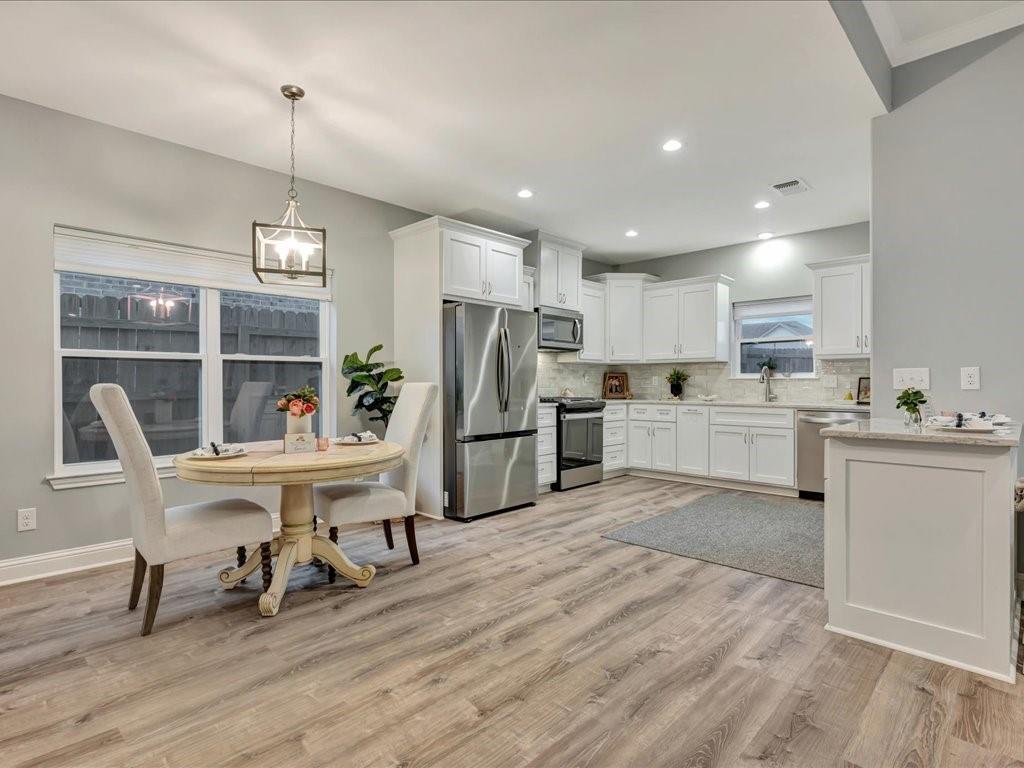 309 Saddle Brook Drive Property Photo 16