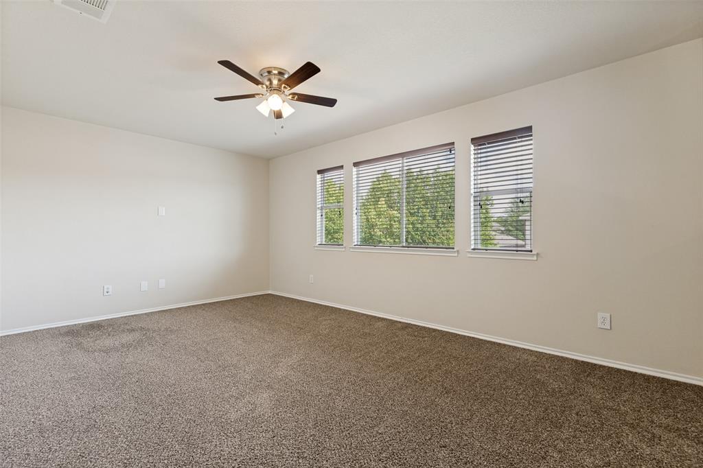 728 Mahogany Drive Property Photo 12