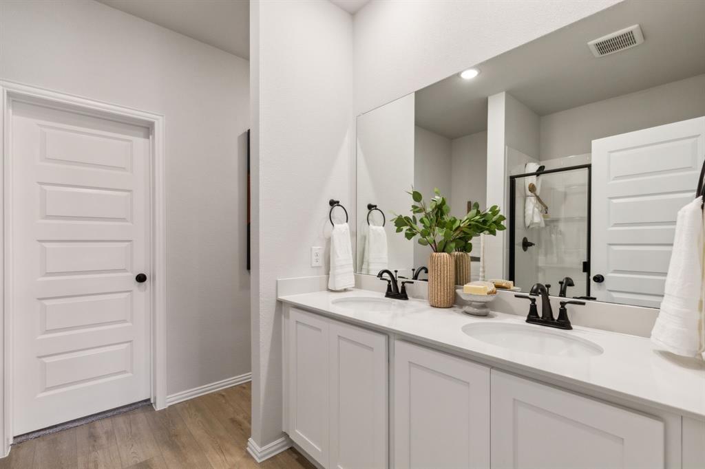 1413 Boyd Street Property Photo 16